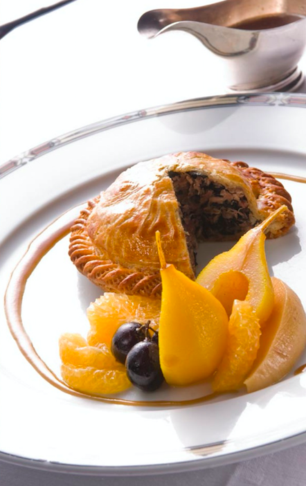 Les beaux restes d'une pintade rôtie